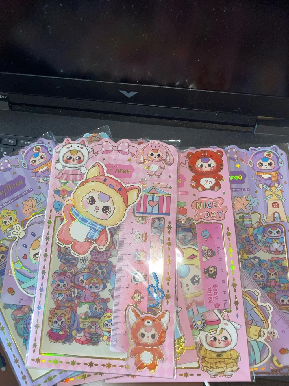 Set of 6 Baby Three Stationery